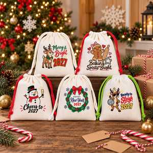Christmas Treat Bags Bulk – Small Cotton Muslin Drawstring Gift Bags 4" × 5" (10 × 13 cm), Red, Green or Natural Cord, 9 Holiday & New Year 2027 Designs - Pamusan.com